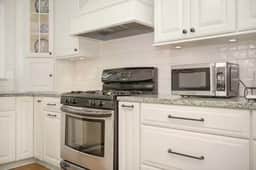 Downtown Annapolis Charming 2 BDR Townhome