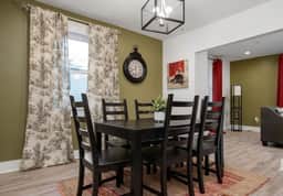 Downtown Annapolis 3 bedroom home with parking!