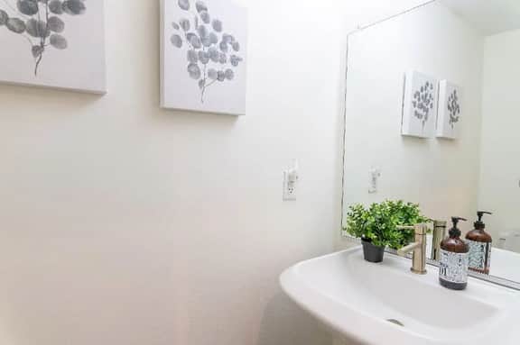 Beautiful Townhome in Canton Area of Baltimore