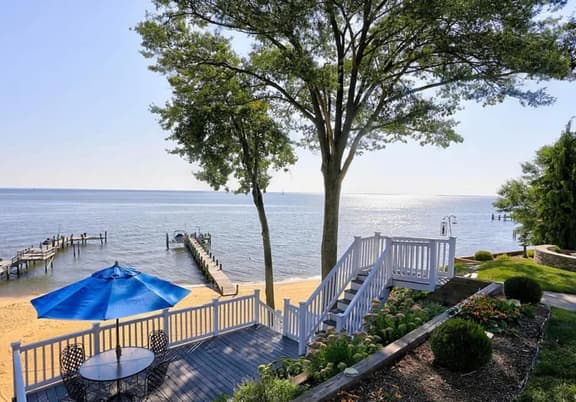 A Coastal Retreat on the Chesapeake Bay